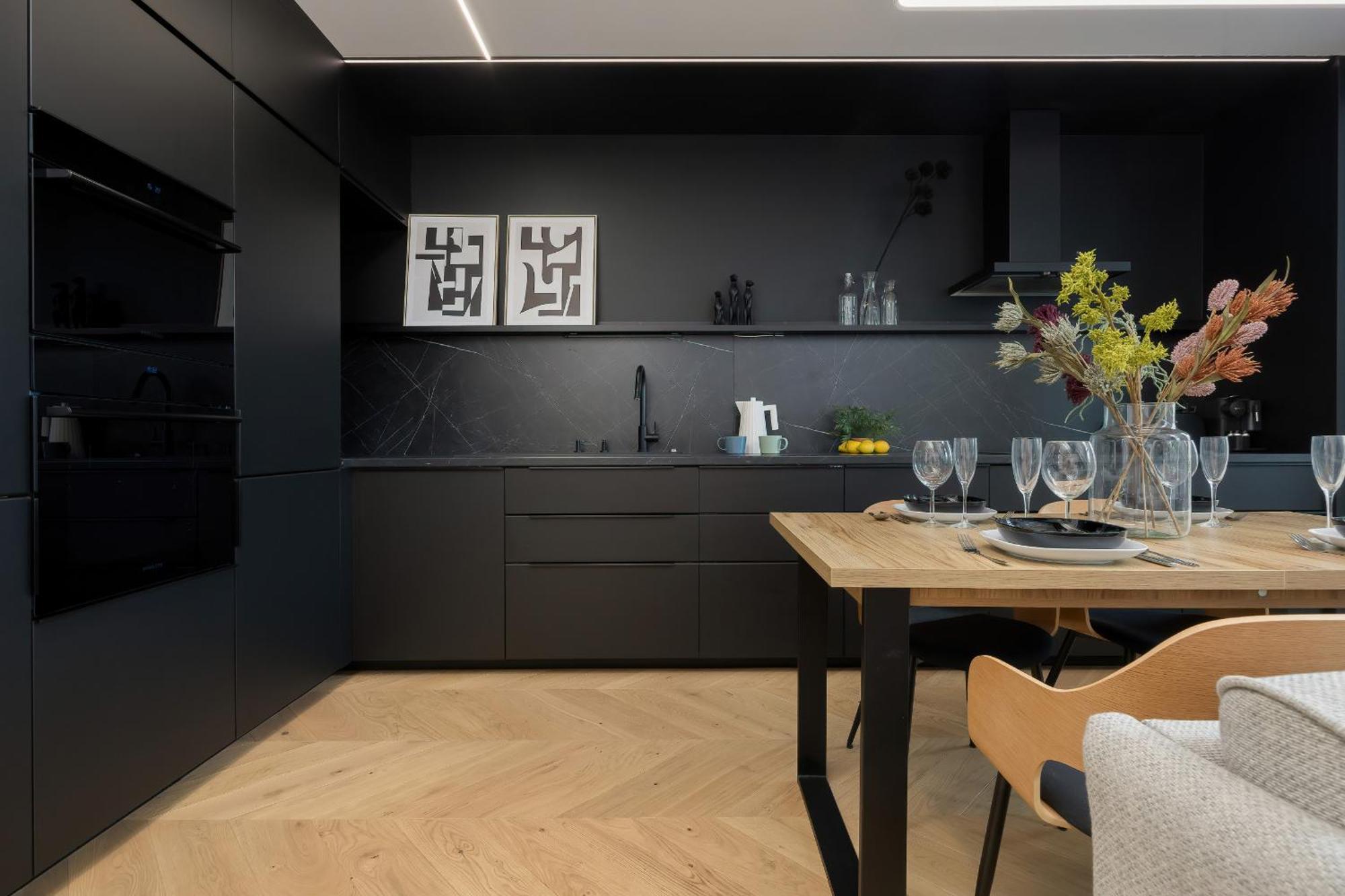 Ekskluzywny Z Antresola By Renters Prestige * Warszawa