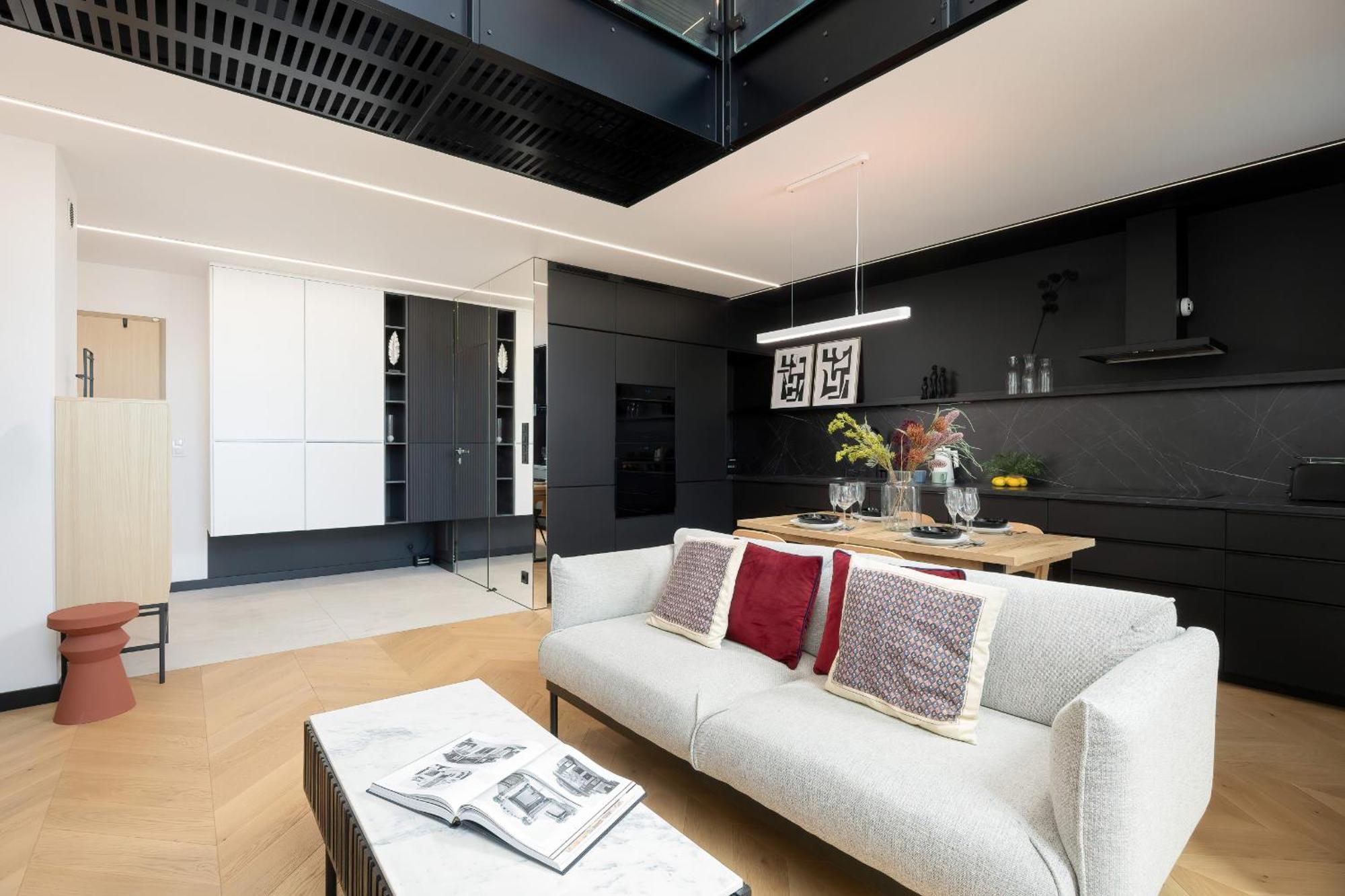 Ekskluzywny Z Antresola By Renters Prestige * Warszawa